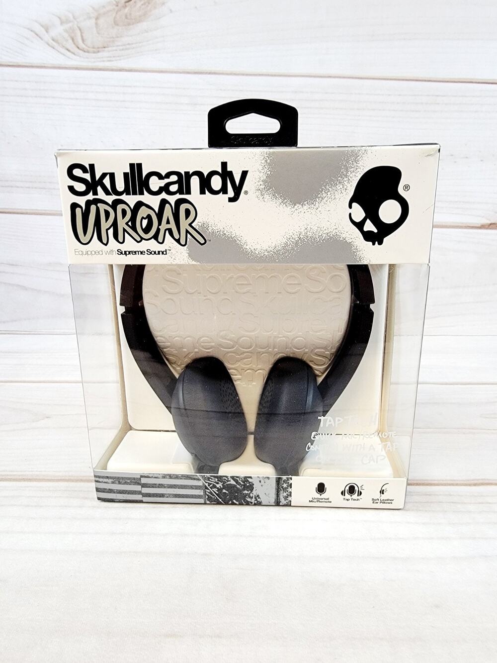 Skullcandy Uproar Supreme Sound Wired On-Ear Headphones w/Microphone Black NEW